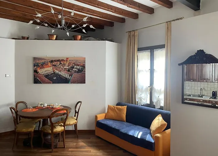 Апартаменти Bella Ciao Old Town Бергамо